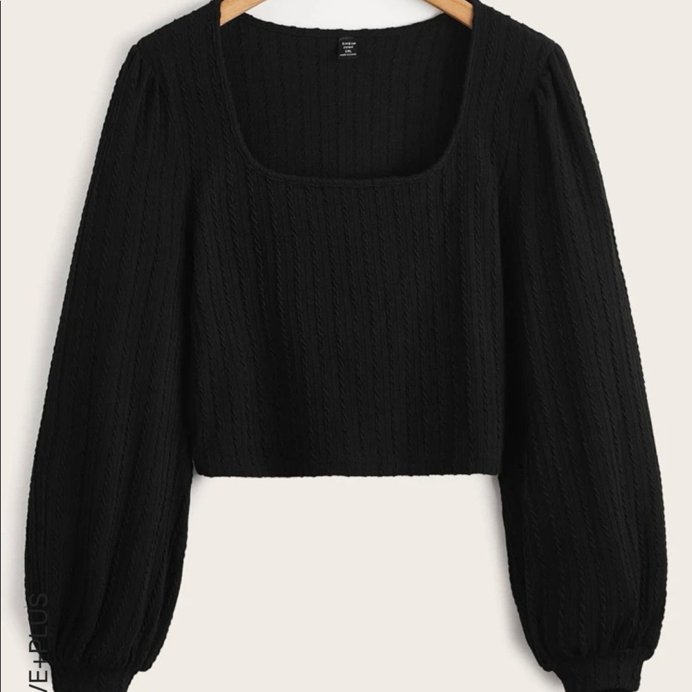 Black crop top